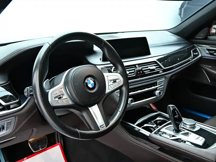 BMW 7 Series 2019 Facelift 730Li M Sport Package фото 14