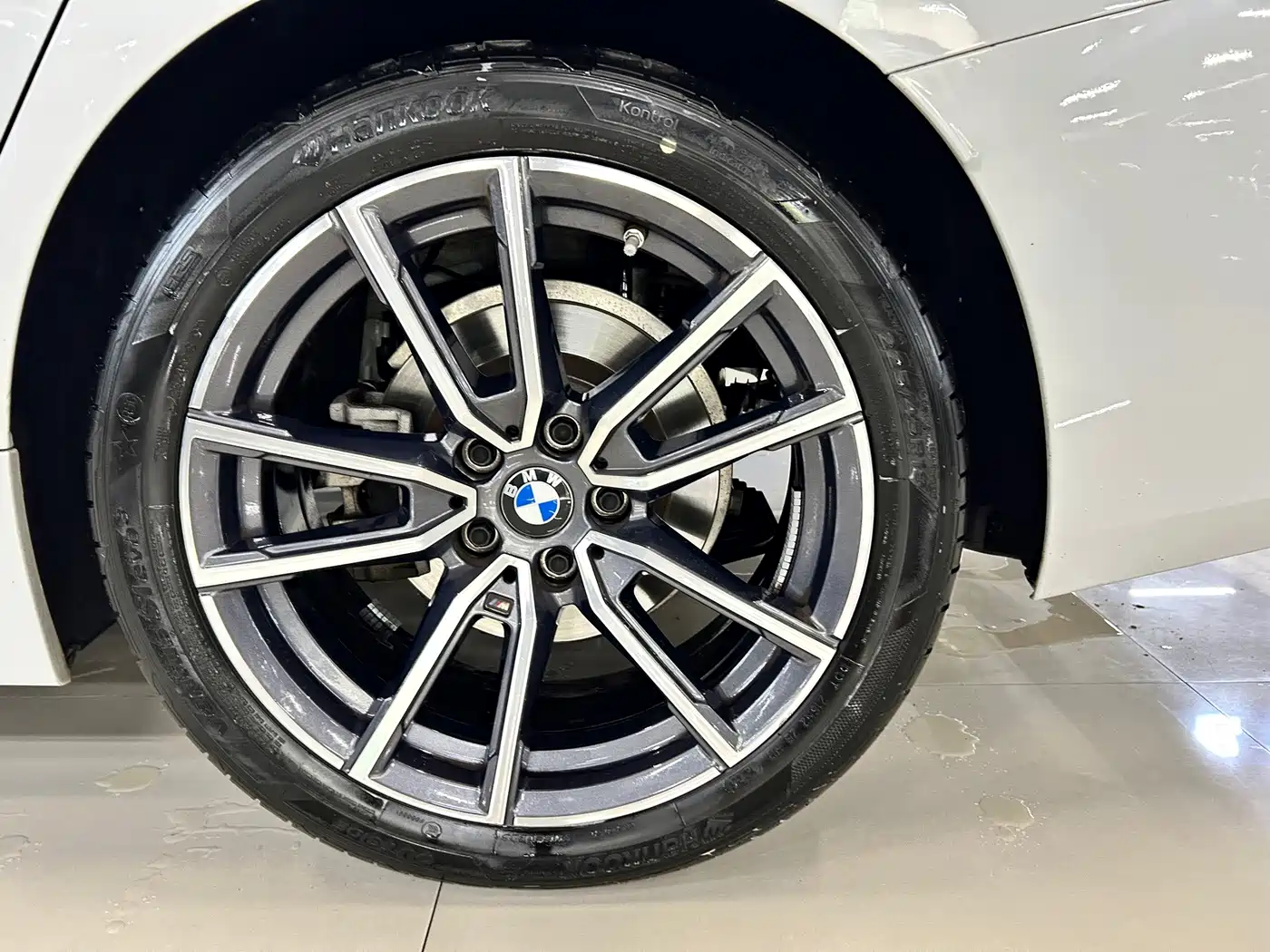 Фото 11 - BMW 3 Series