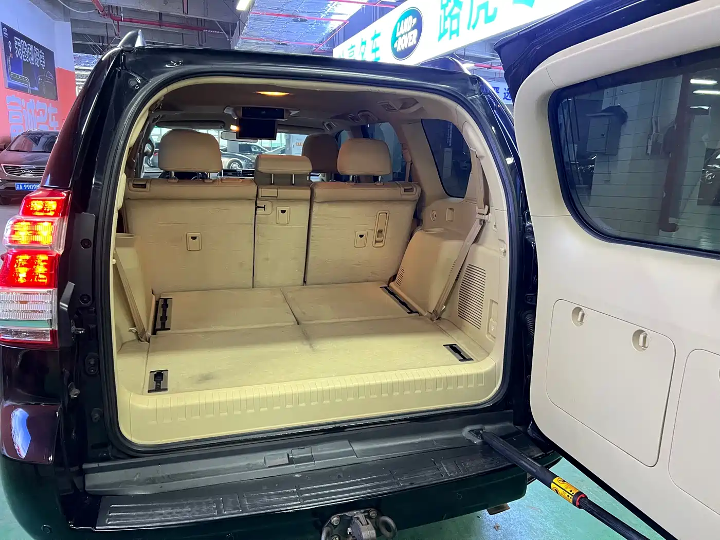 Toyota Prado 2014 4.0L Automatic TX-L NAVI фото 10