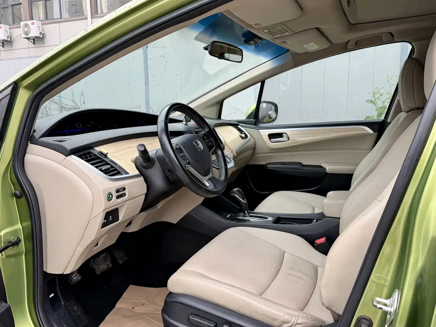 Фото 9 - Honda Jade