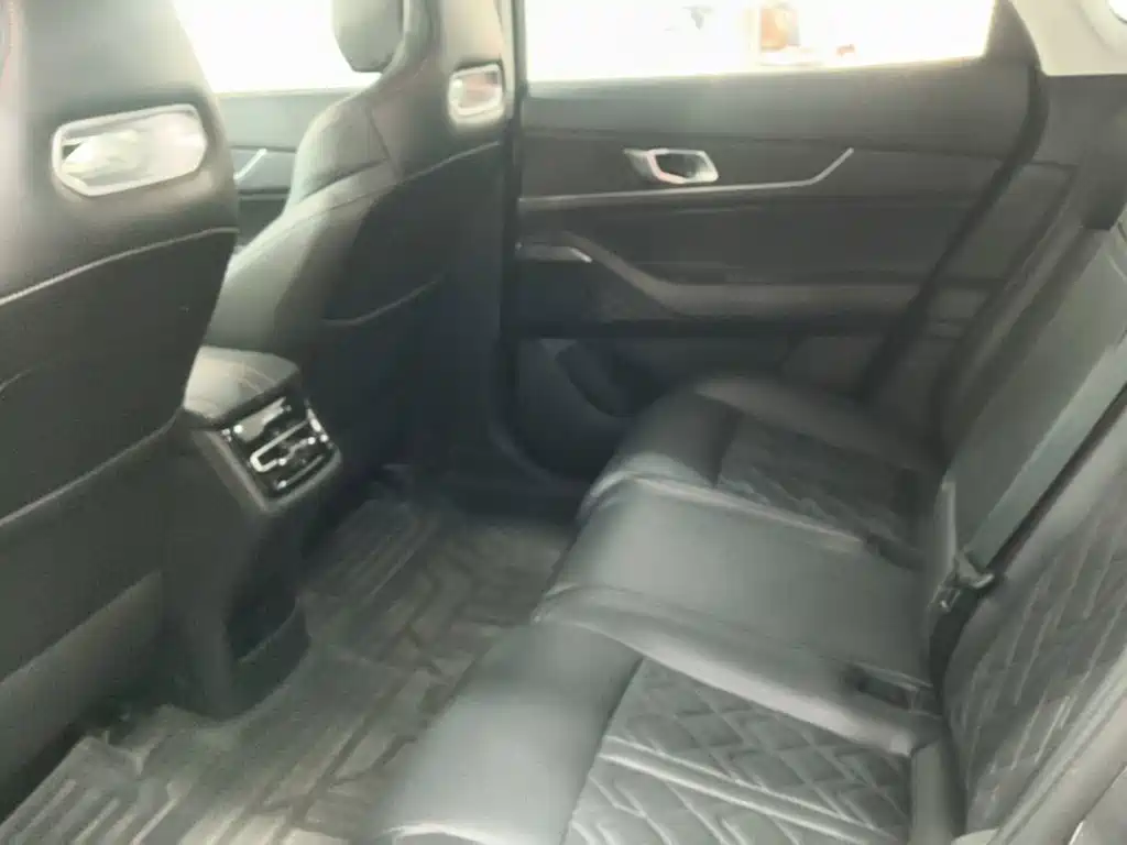 Changan UNI-K iDD 2022 2022 Blue Whale iDD 130km 1.5T Excellence
