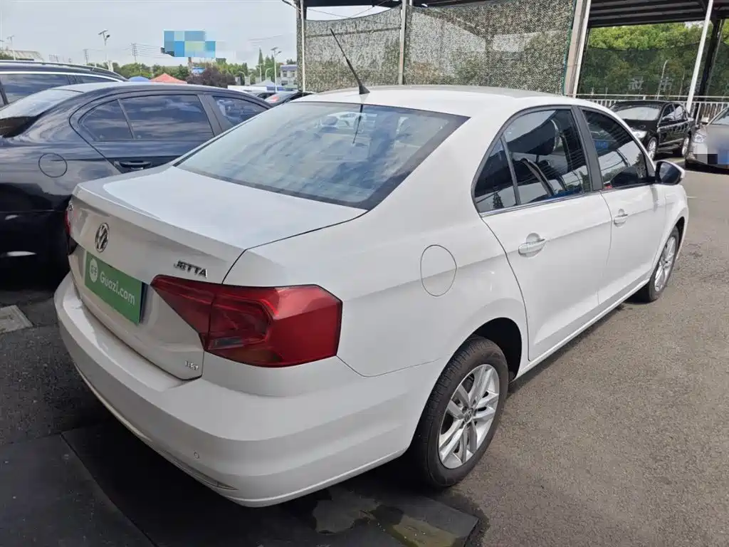 Volkswagen Jetta 2017 1.5L Automatic Comfort фото 7