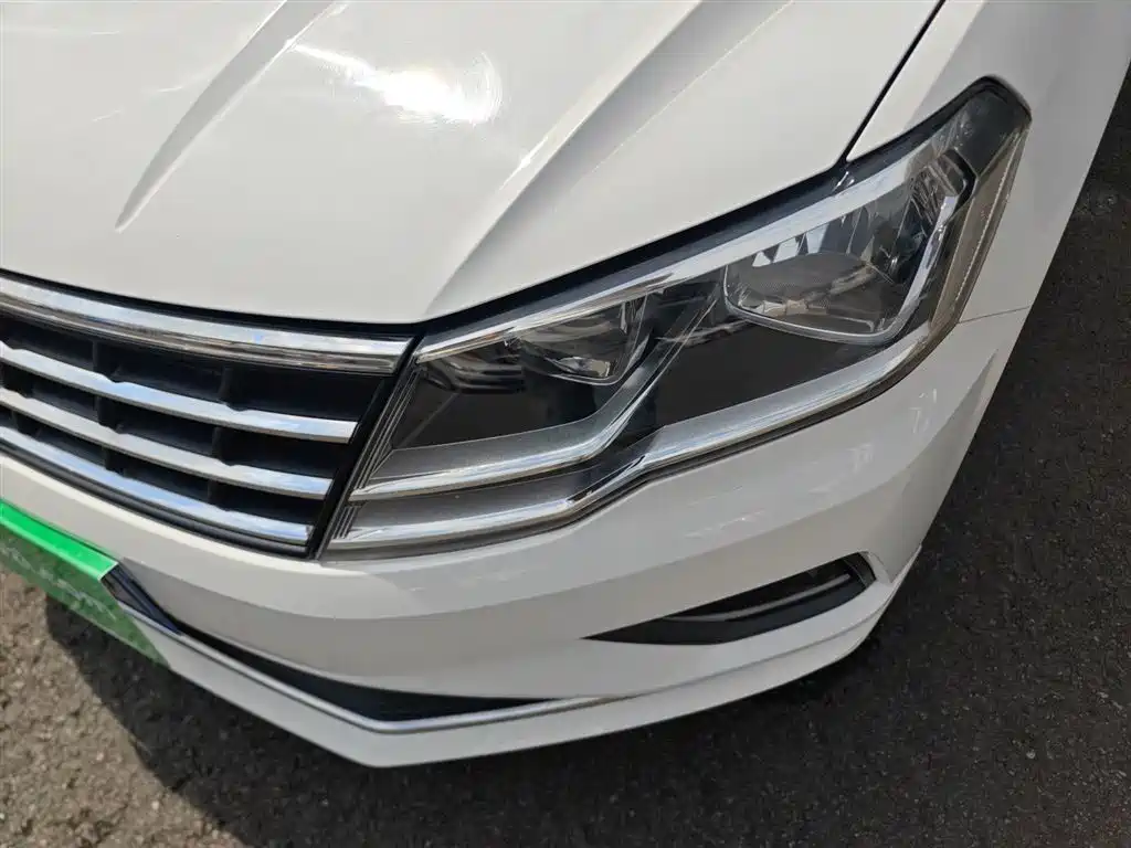 Volkswagen Jetta 2017 1.5L Automatic Comfort фото 24