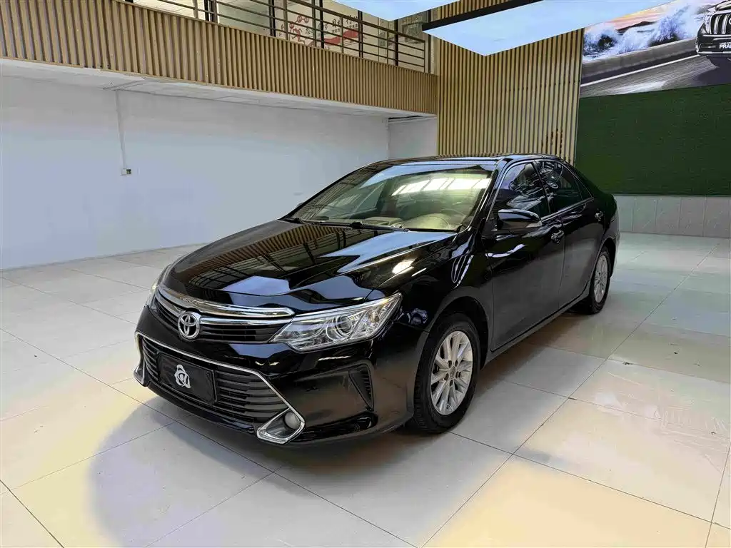 Toyota Camry 2015 2015 2.0G Leading Edition