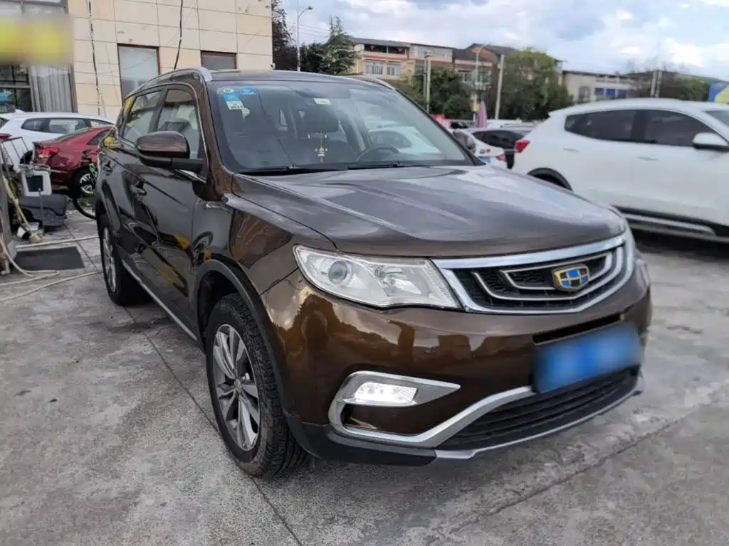 Фото 4 - Geely Boyue