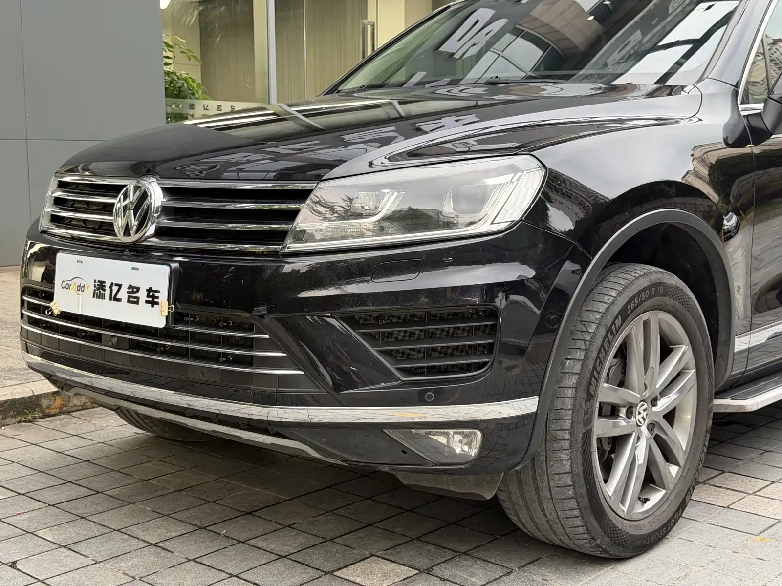 Фото 9 - Volkswagen Touareg