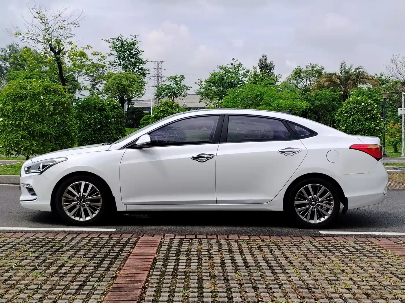 Hyundai Mistra 2017 1.8L Automatic Prestige DLX (China V) фото 9