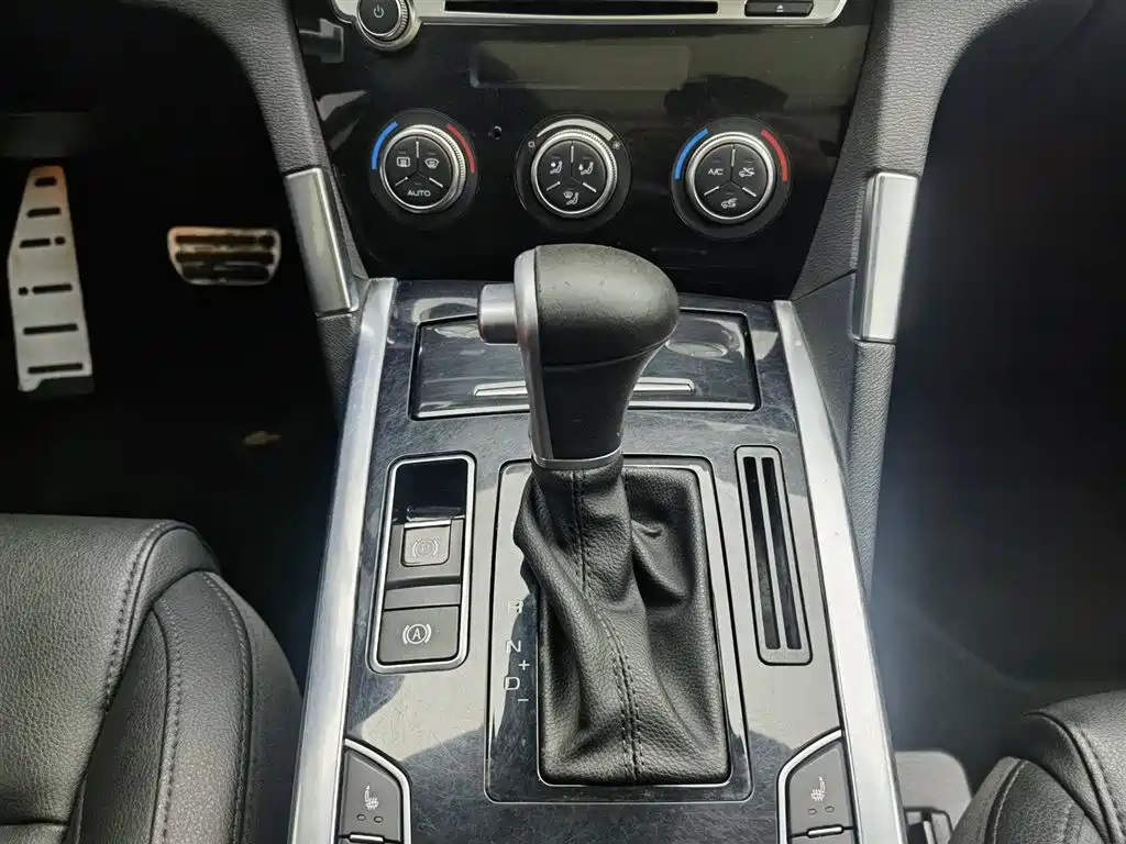Haval H7 2017 Red Label H7 2.0T Automatic Luxury Model фото 13