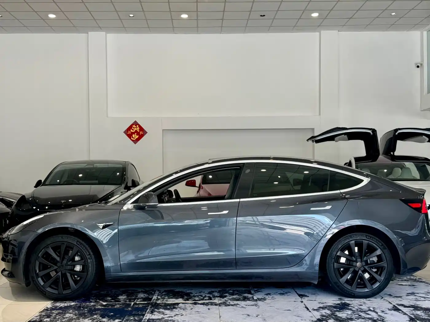 Фото 7 - Tesla Model 3