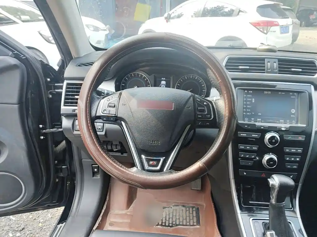 Haval H2 2015 2015 1.5T Automatic 2WD Elite Edition