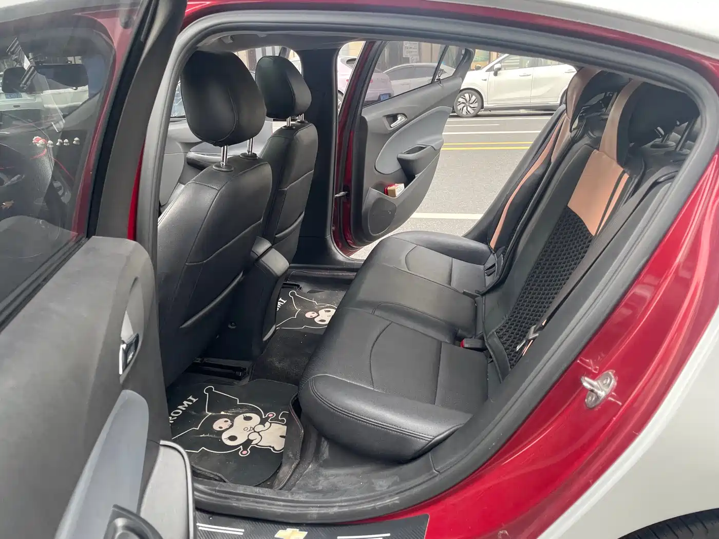 Chevrolet Cruze 2017 1.5L Automatic Pioneer Sunroof фото 8
