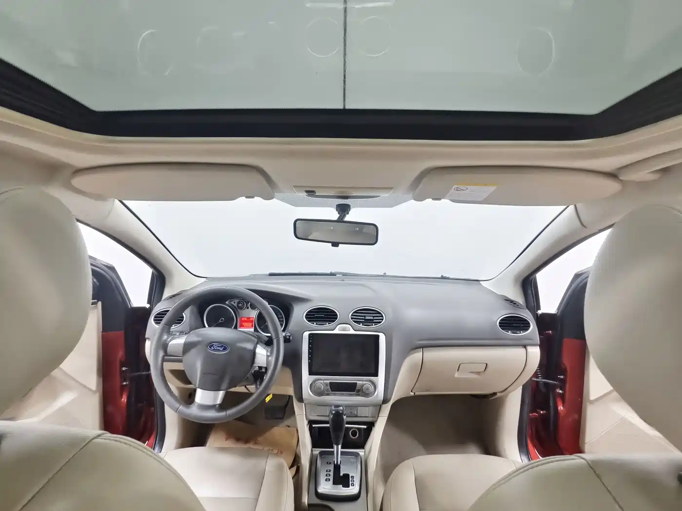 Photo 10 - Ford Focus