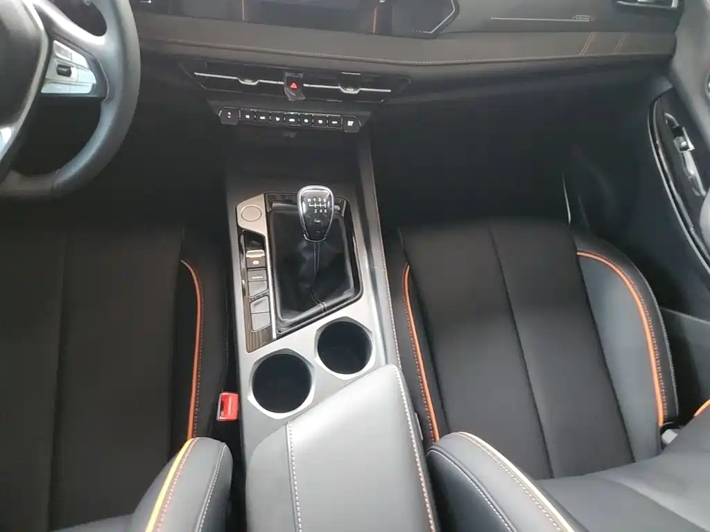 Changan Oshan X7 PLUS 2023 2022 1.5T Manual Premium