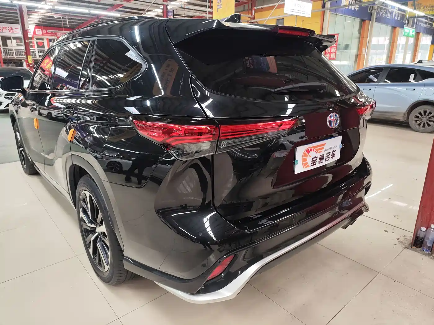 Toyota Crown Kluger 2022 2.5L HEV 4WD Flagship Edition фото 14