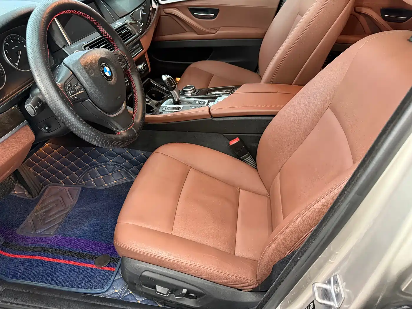 Photo 11 - BMW 5 Series