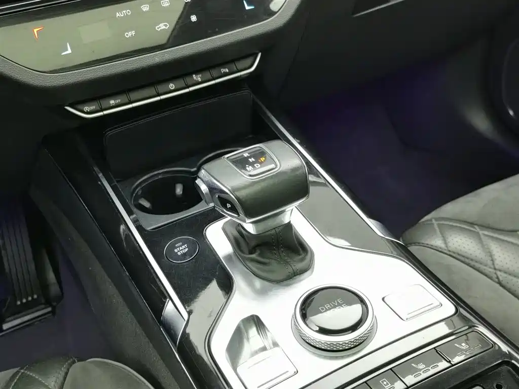 Hongqi HS5 2019 2.0T Smart Connect Enjoy Edition фото 13