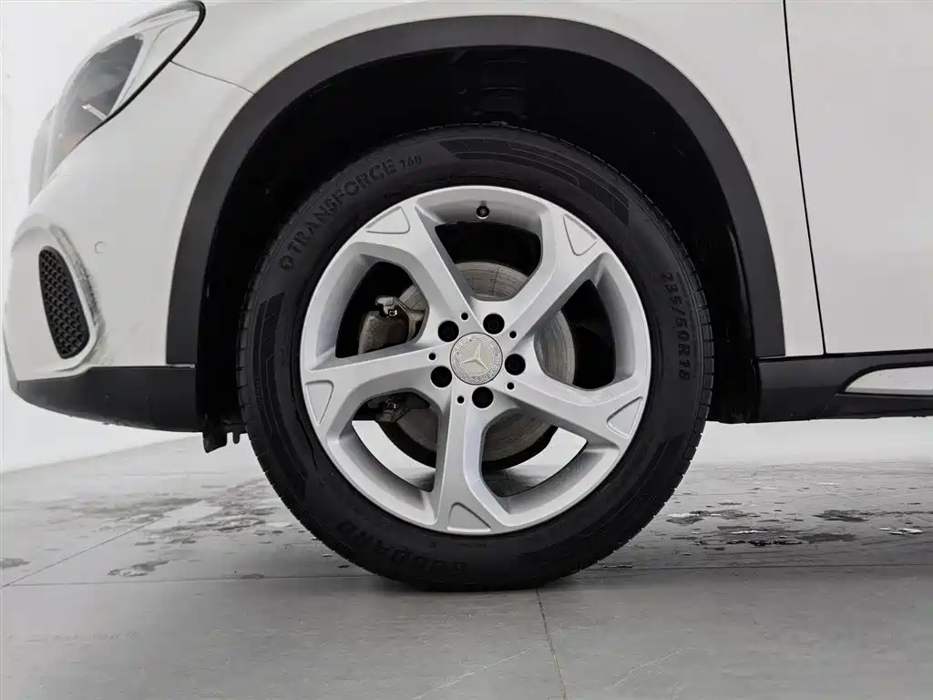 Mercedes-Benz GLA 2017 GLA 200 Dynamic фото 17