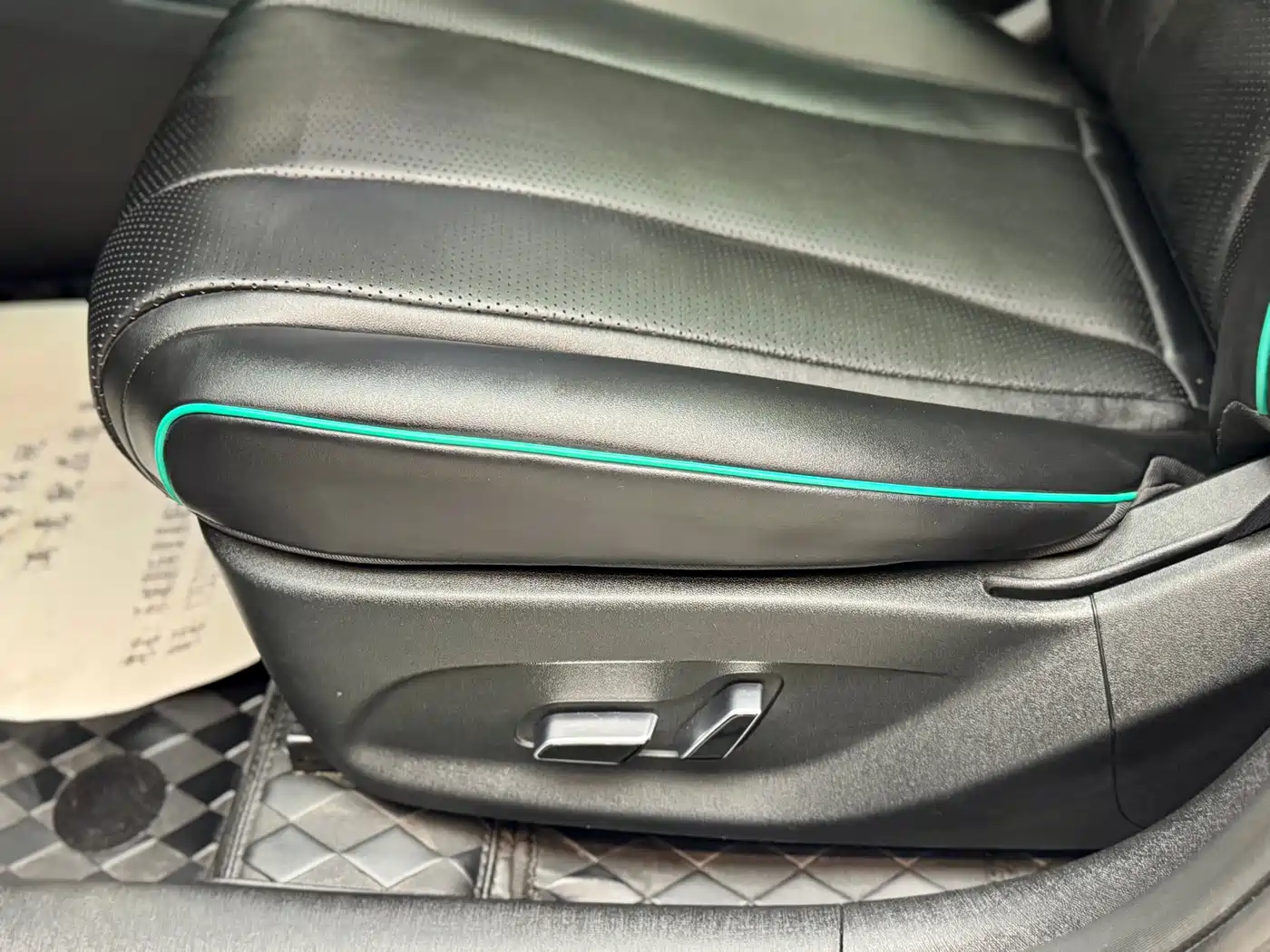 BYD Dolphin 2025 Smart Drive Edition 410km Fashion Version фото 16