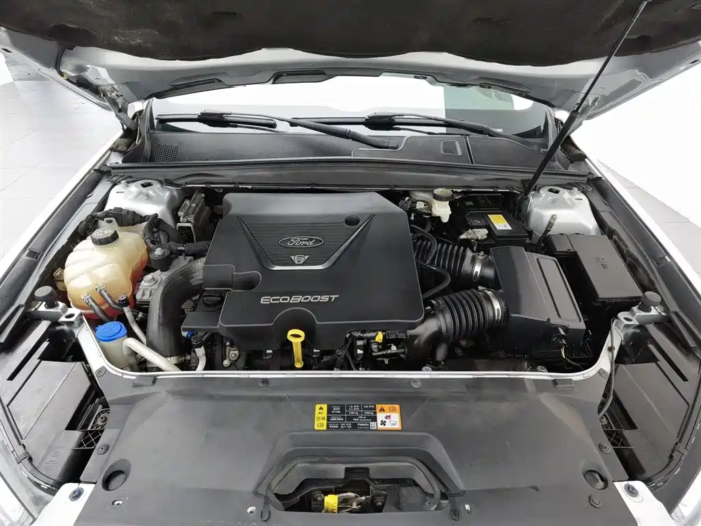 Ford Taurus 2015 EcoBoost 325 V6 Flagship фото 6