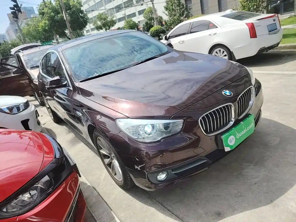 BMW 5 Series GT 2015 2014 528i Leading