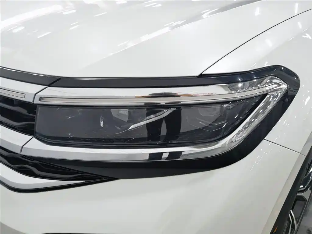 Volkswagen Talagon 2021 380TSI 4WD R-Line Explorer Edition фото 7
