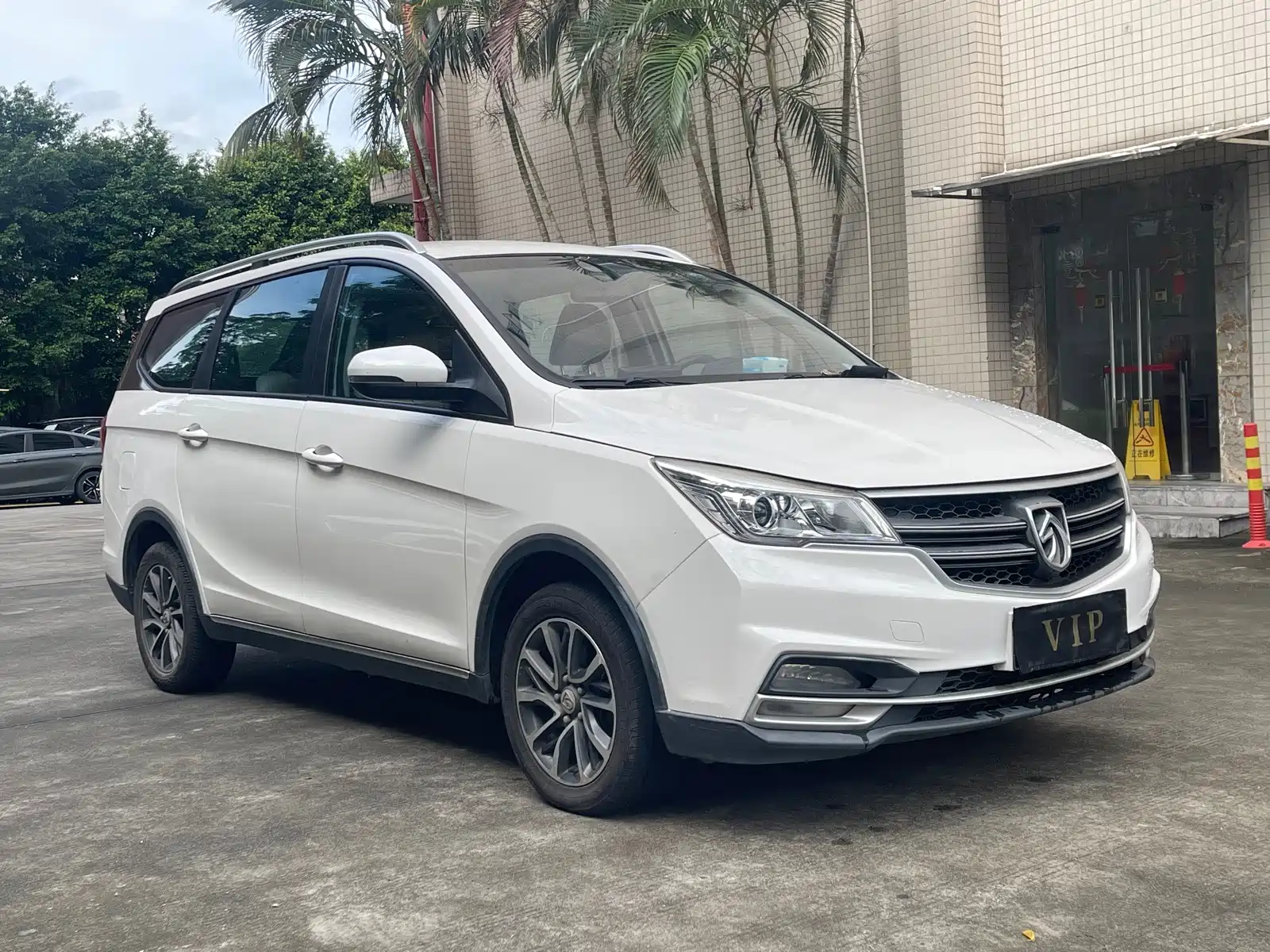 Фото 3 - Baojun 730