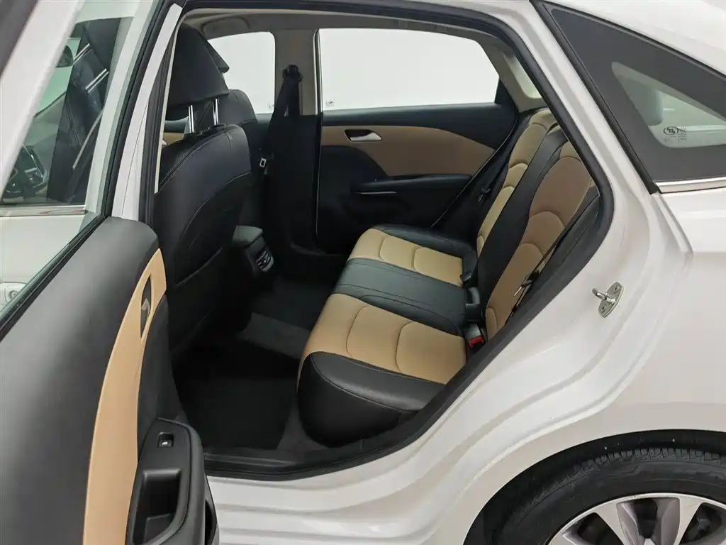 Chevrolet Monza 2022 320 Automatic Enjoyment Sunroof Edition фото 15