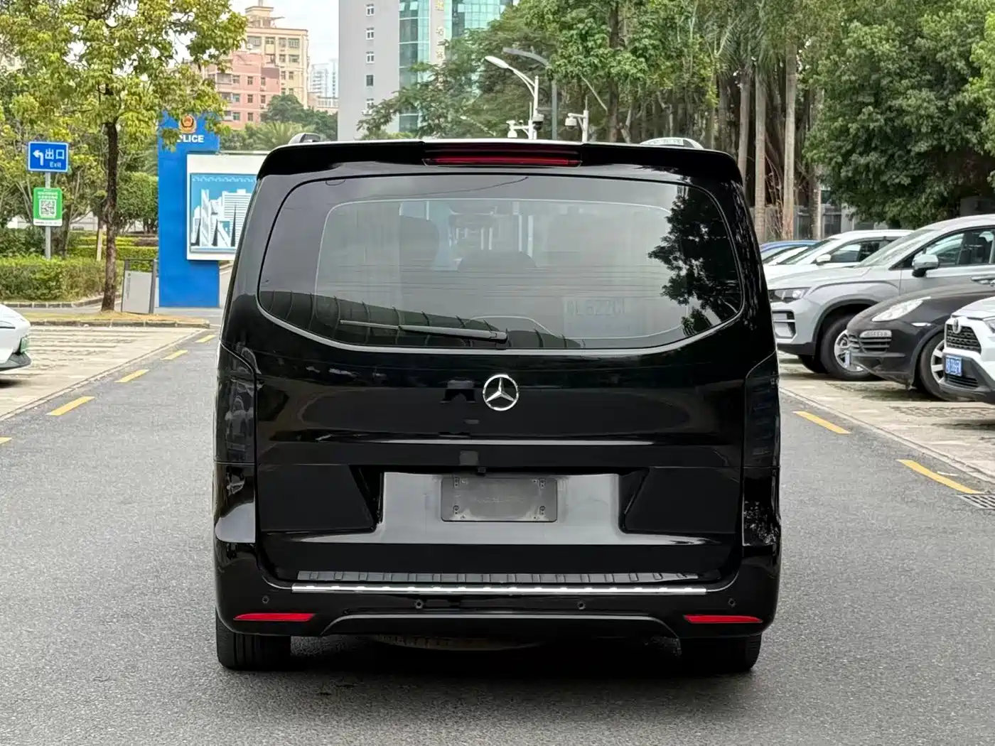 Mercedes-Benz Vito 2021 2.0T Business Edition 7-seater фото 10