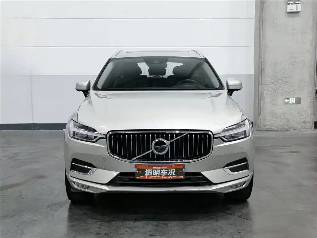 Volvo XC60 2018 T5 AWD Luxury Edition фото 3