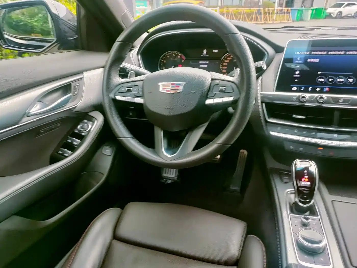 Фото 15 - Cadillac CT5