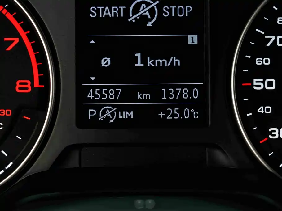 Фото 9 - Audi Q2L