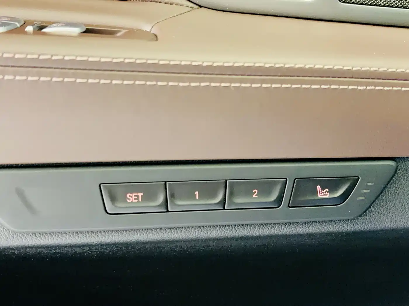 BMW 7 Series 2018 730Li Premium Type Excellence Package фото 10