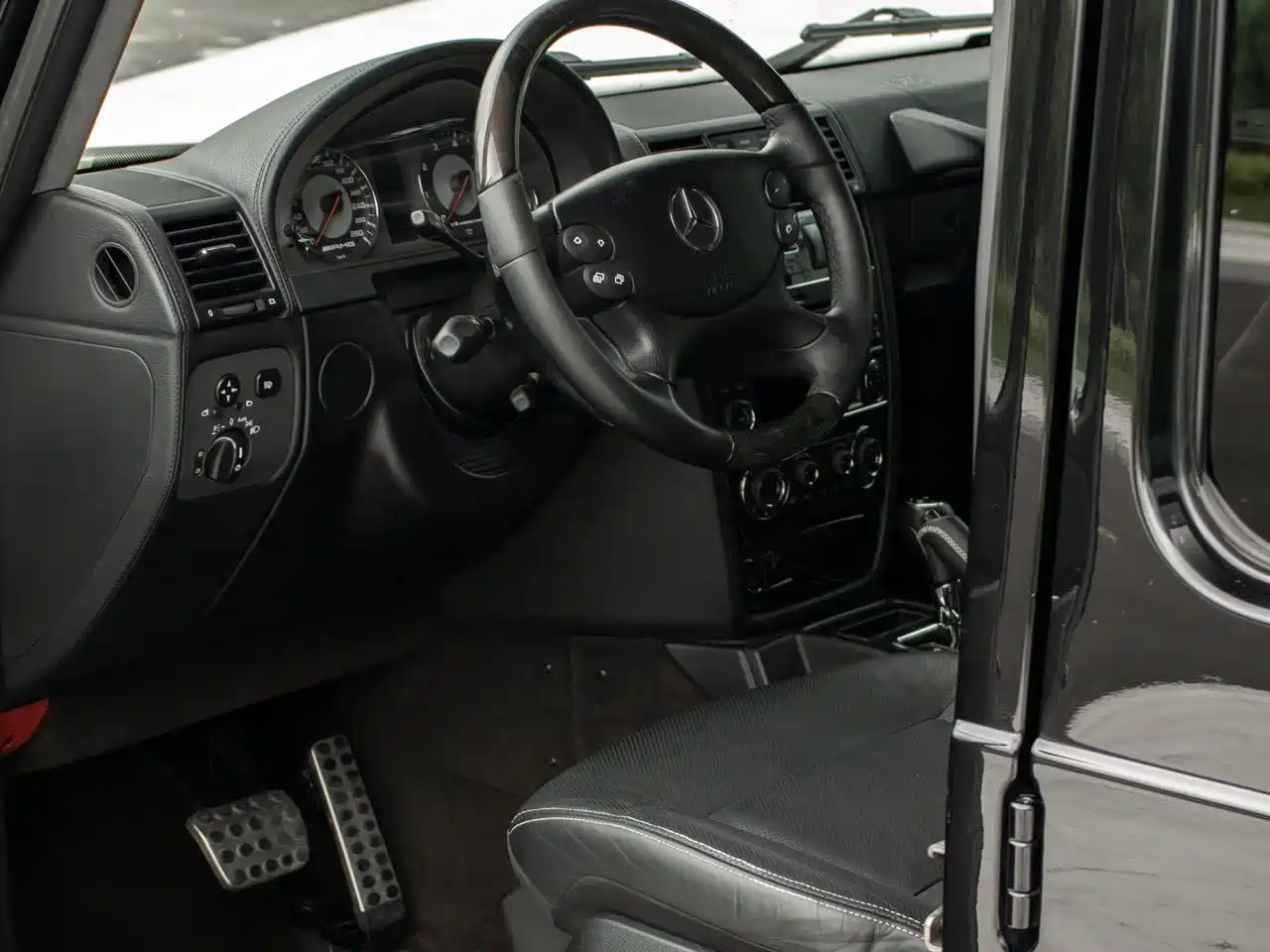 Mercedes-Benz G-Class AMG 2009 AMG G 55 фото 10