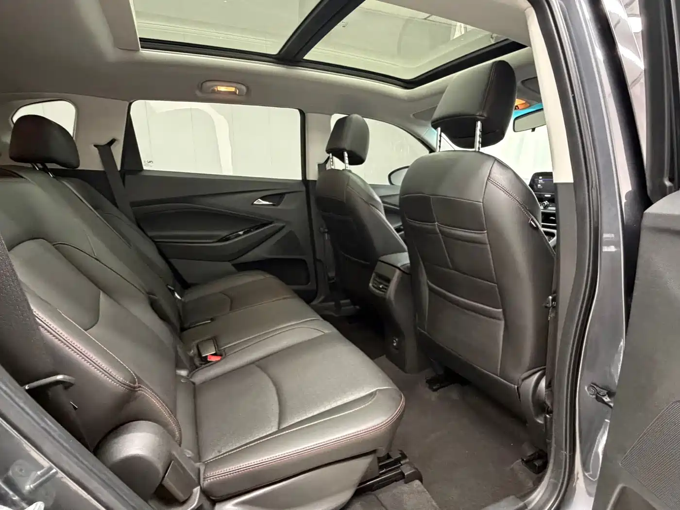 Chevrolet Volando 2023 2020 Mild Hybrid Redline 530T Automatic Premium Edition (5+2 seater)
