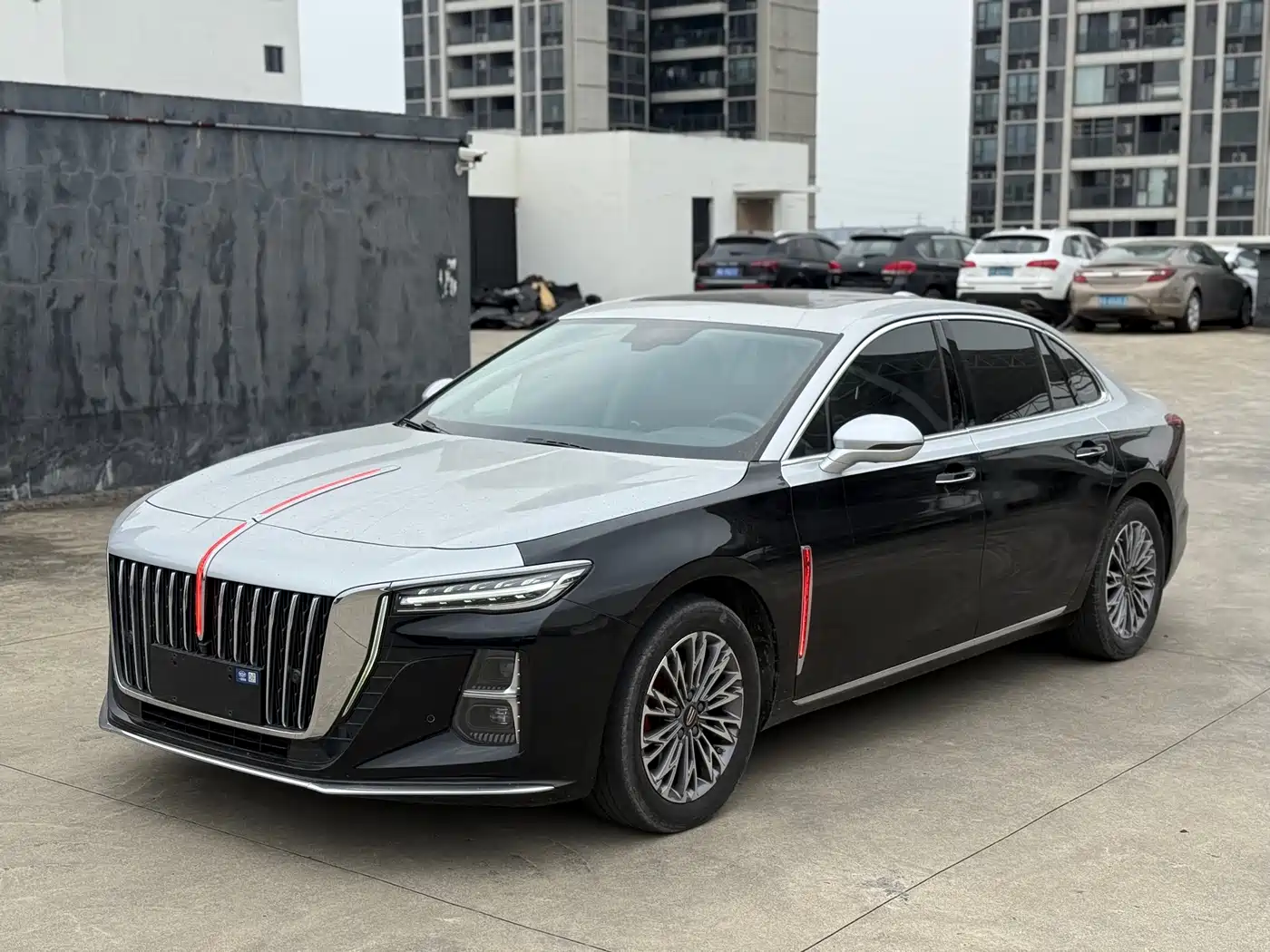 Hongqi H5 2022 Classic 1.8T Auto Smart Connect Flagship Comfort Edition