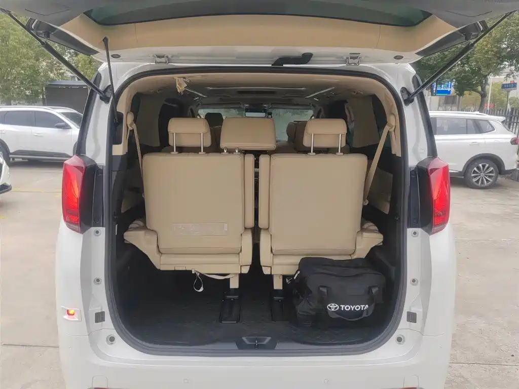 Toyota Alphard 2021 Hybrid 2.5L Premium фото 15