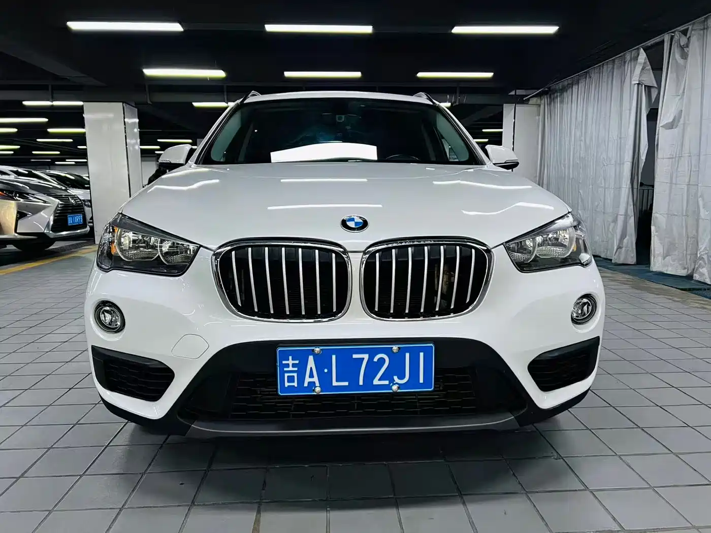 BMW X1 2019 sDrive18Li Fashion Model фото 2