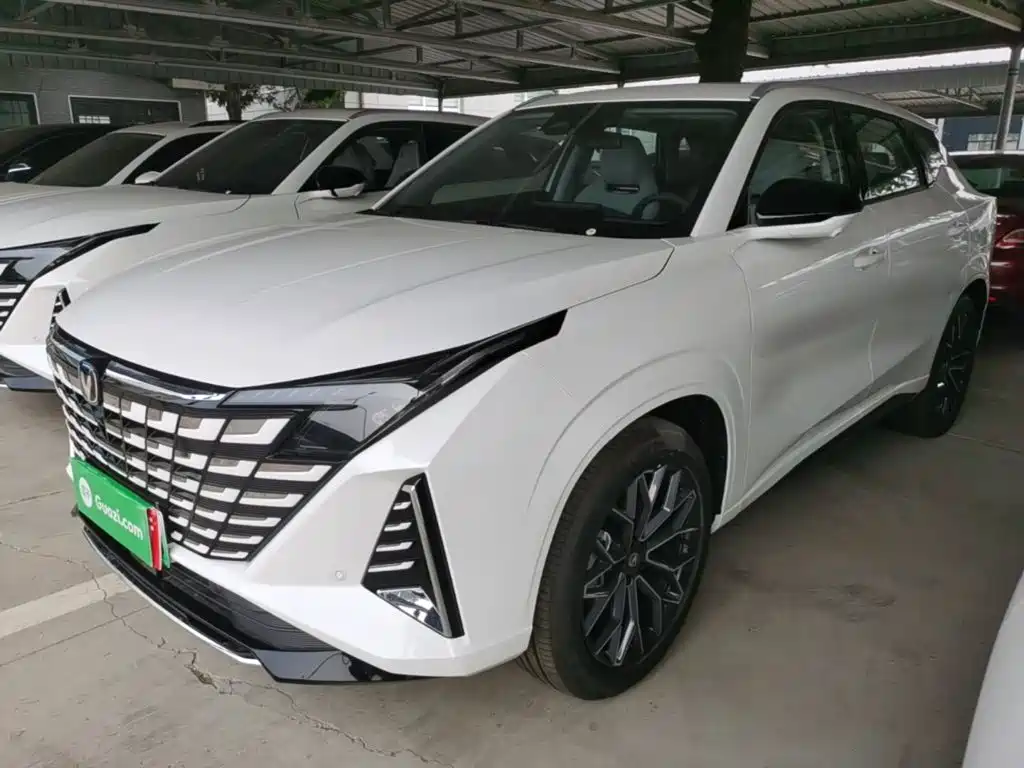 Changan UNI-Z New Energy 2025 Model Year Smart New Blue Whale 125km Battleship+