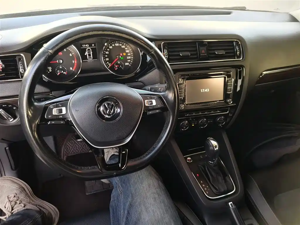 Volkswagen Sagitar 2015 280TSI Automatic Flagship фото 6