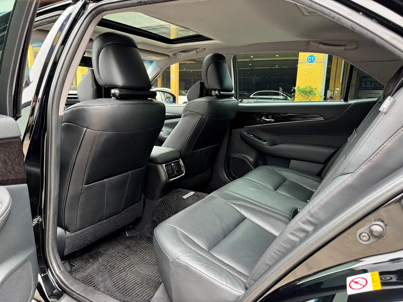 Toyota Crown 2018 2.0T Fashion Edition фото 15