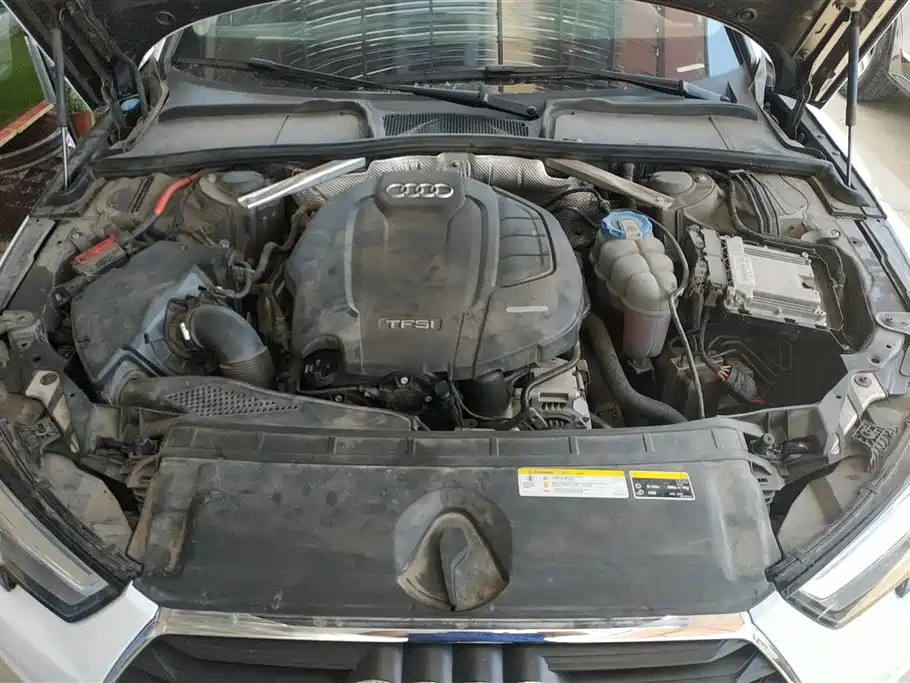 Audi A4L 2017 40 TFSI Progressive фото 10