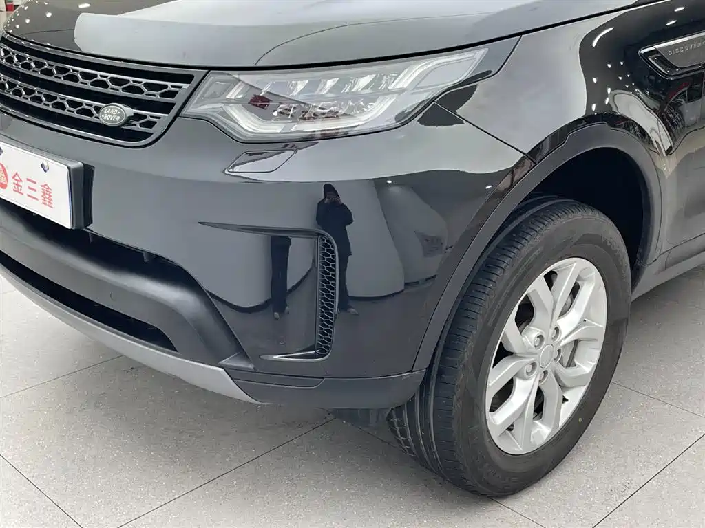 Land Rover Discovery 2018 3.0 SC V6 SE фото 5