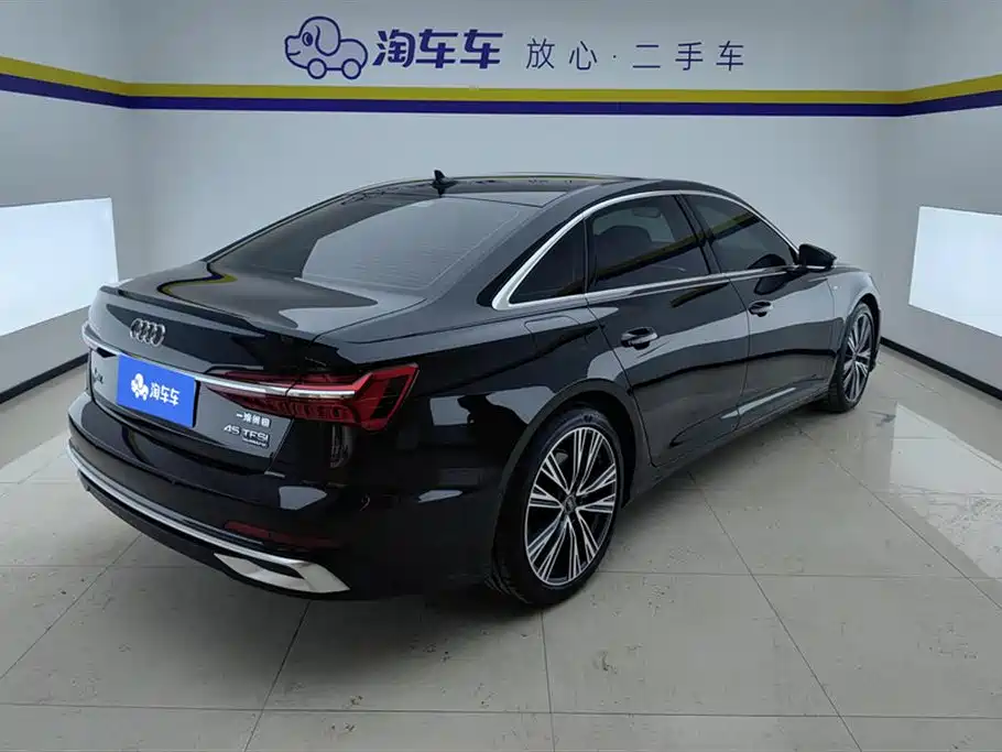 Audi A6L 2025 45 TFSI Premium Sport фото 3