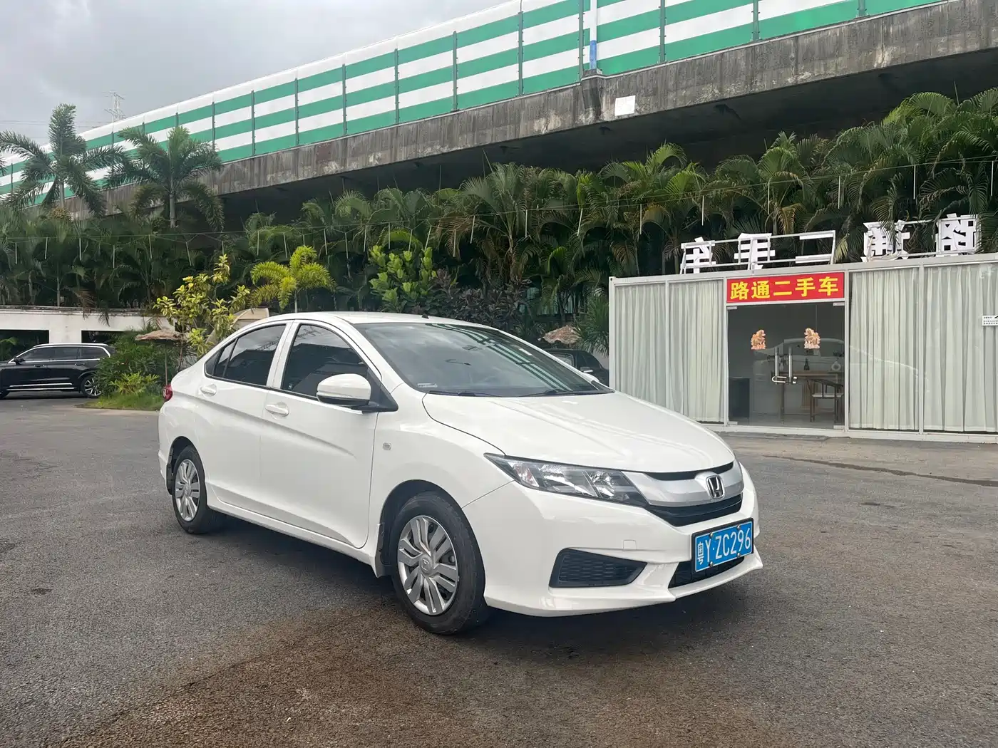 Photo 3 - Honda City