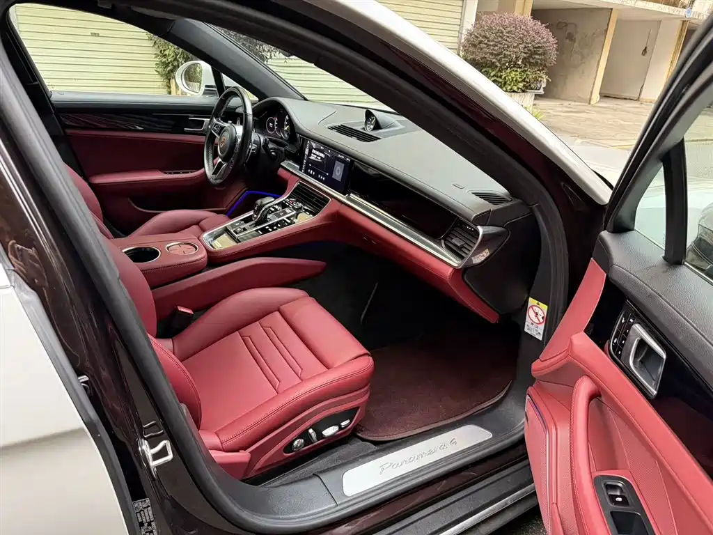 PORSCHE PANAMERA NEW ENERGY