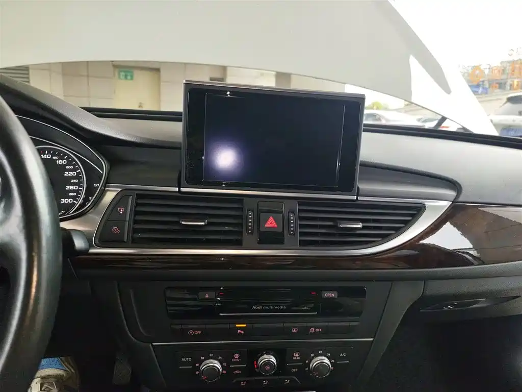 Audi A6L 2014 TFSI Standard фото 5