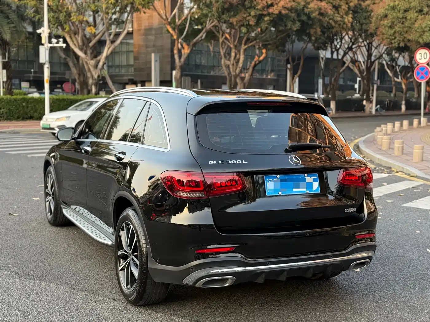 Mercedes-Benz GLC 2022 Facelift GLC 300 L 4MATIC Dynamic фото 7
