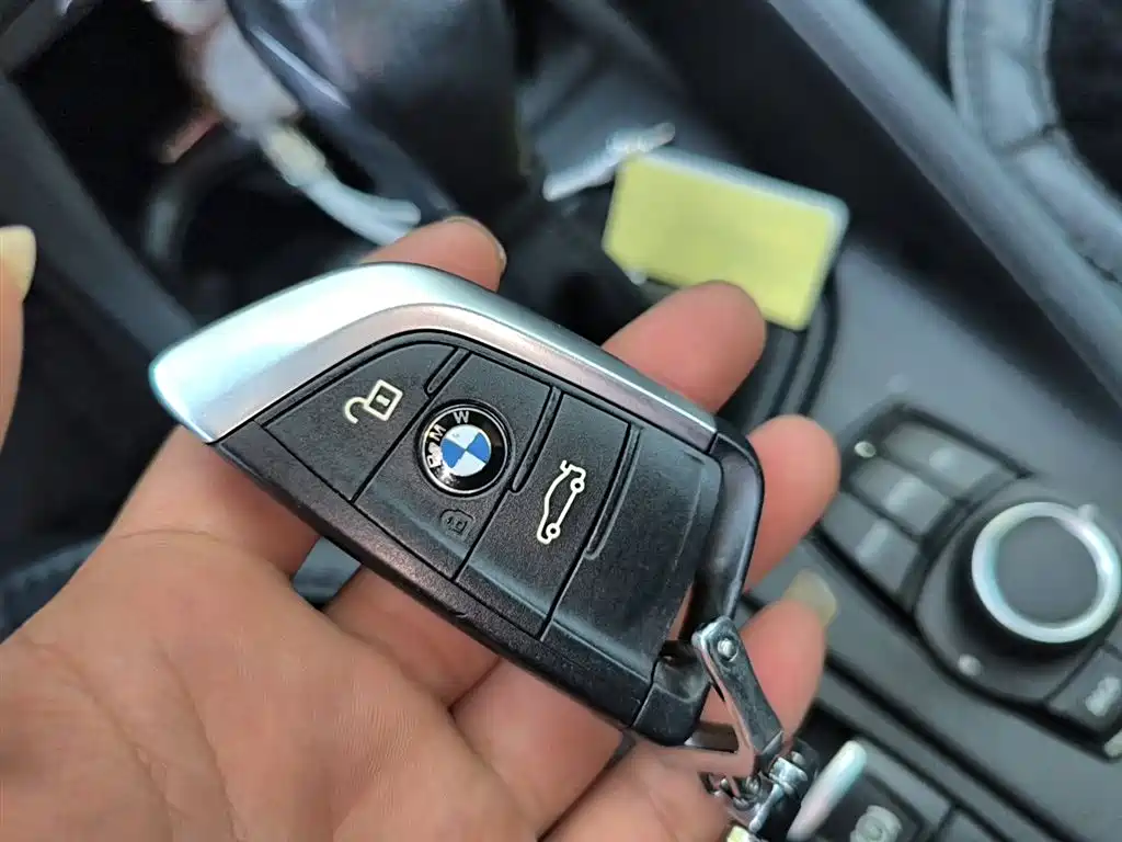 BMW X1 2016 sDrive18Li Fashion Model фото 12