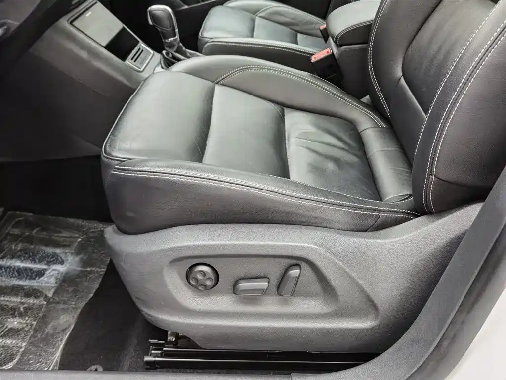 Volkswagen Tiguan 2017 300TSI Automatic 2WD Silk Road Comfort Edition фото 20
