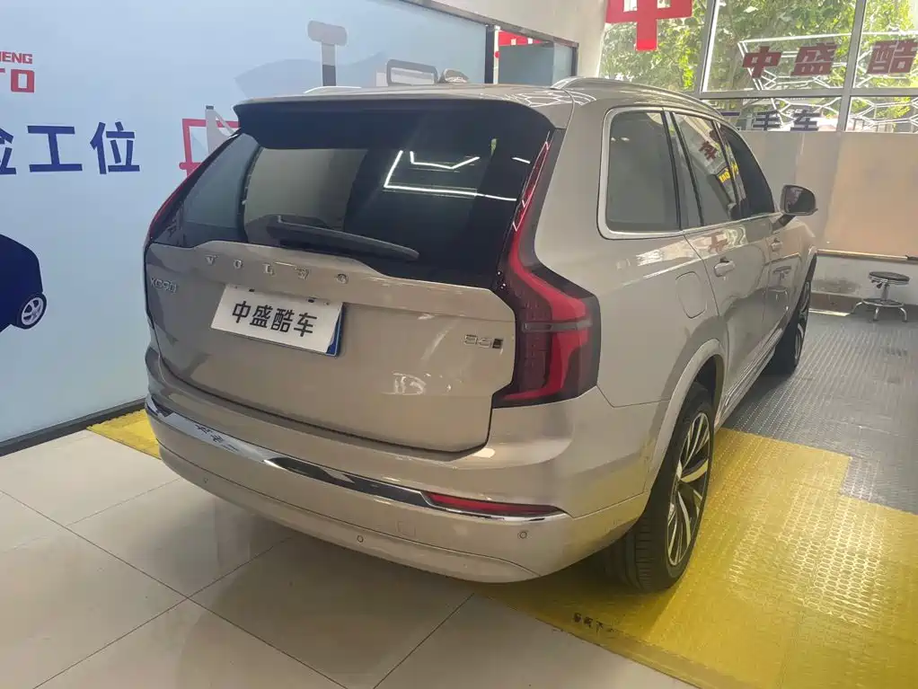 Volvo XC90 2025 2025 Facelift B6 Intelligent Luxury 6-Seater